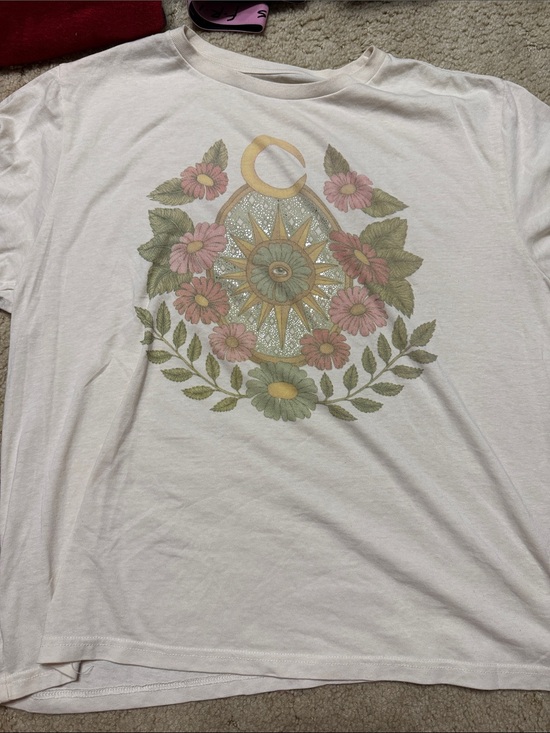 Lucky Brand Tops - Lucky Brand Cream Graphic Floral Sun Tee